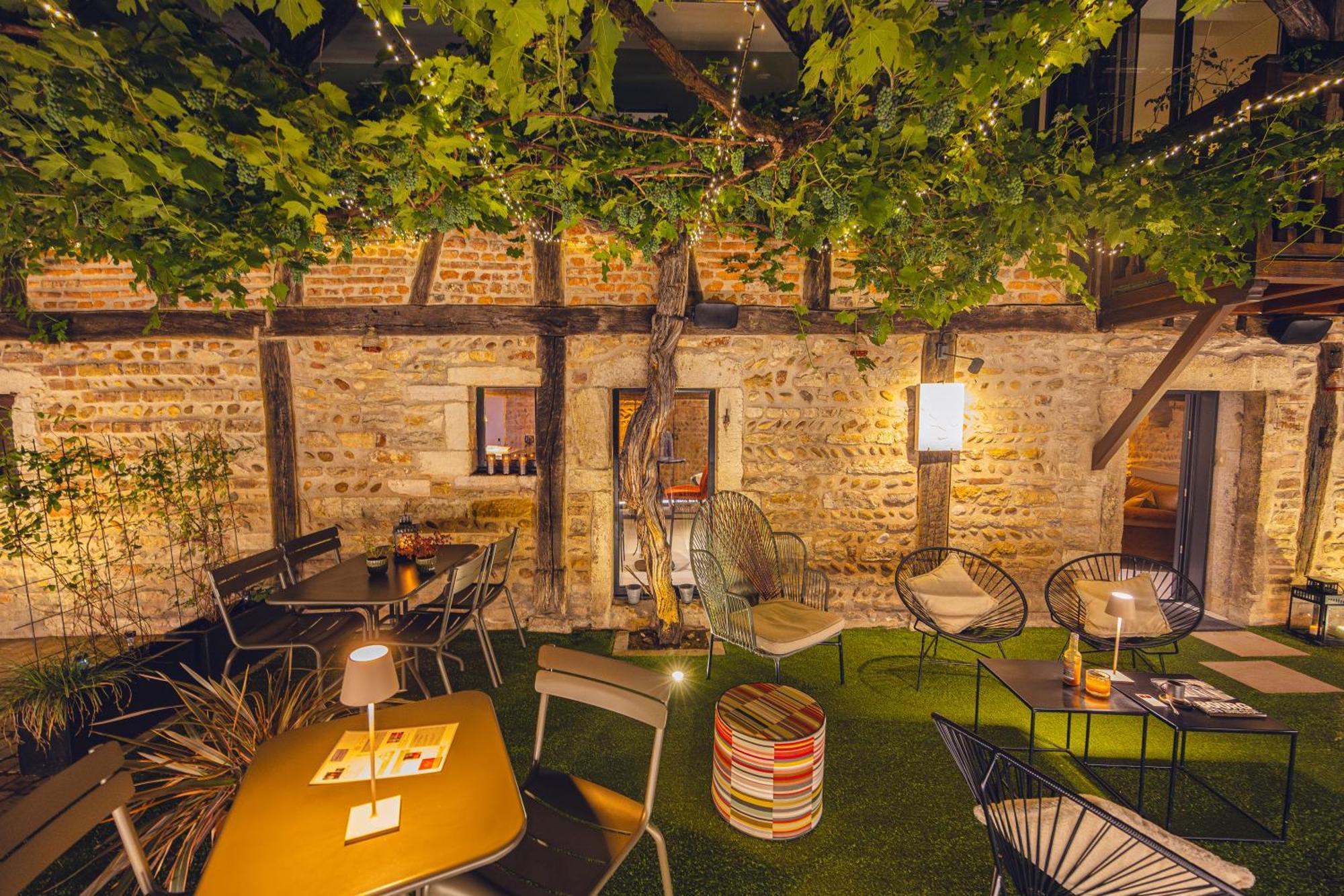 Hotel Le Griffon D'Or Bourg-en-Bresse Luaran gambar